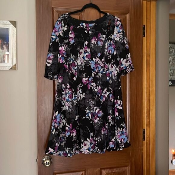 Floral Torrid Dress with Bell Sleeves - Picture 1 of 12